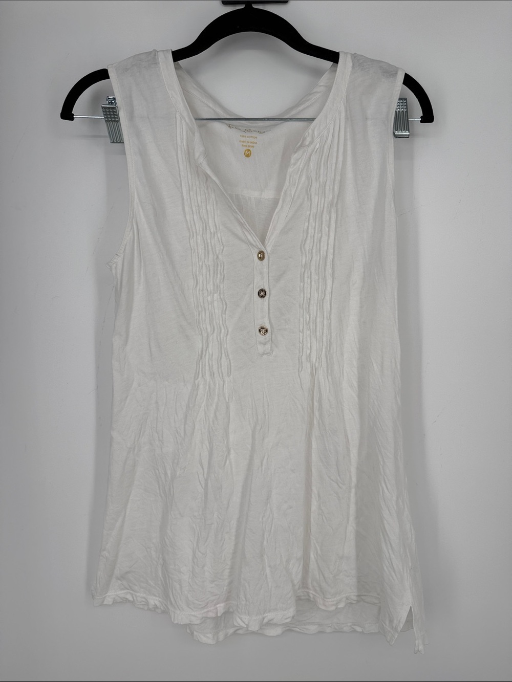 Lilly Pulitzer Sleeveless White Pintuck Button Tunic Top size M 100% cotton - Picture 2 of 10